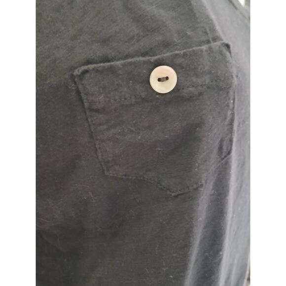 Fresh Produce Black T-shirt V-neck Small Chest Pocket Mother of Pearl Button L - Picture 3 of 10